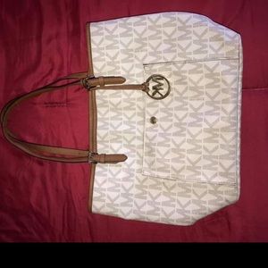Michael Kors purse